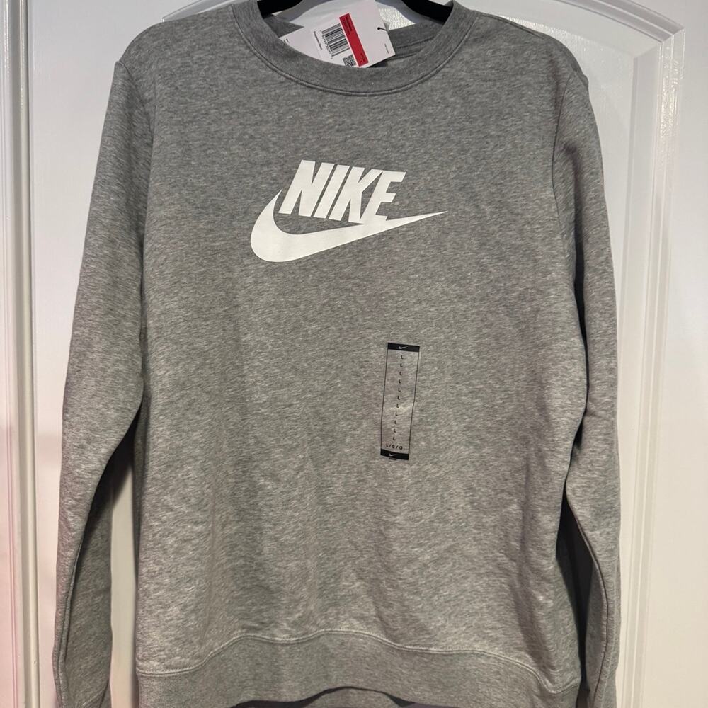 Nike Womans Sweatshirt